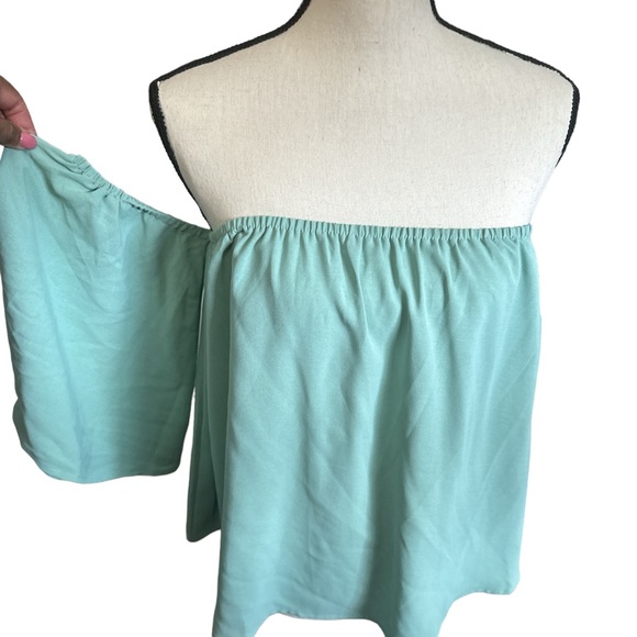 Bluetime off the shoulder mint green top size small - Picture 2 of 7